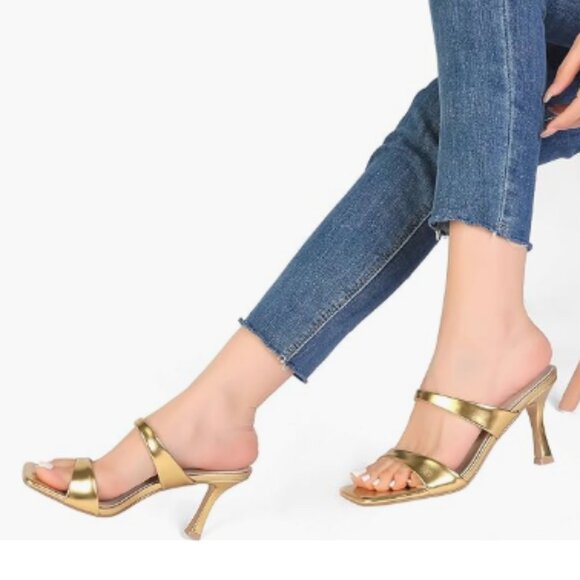 NEW Gold Slip On Mid Heels Size 10 - Picture 4 of 7